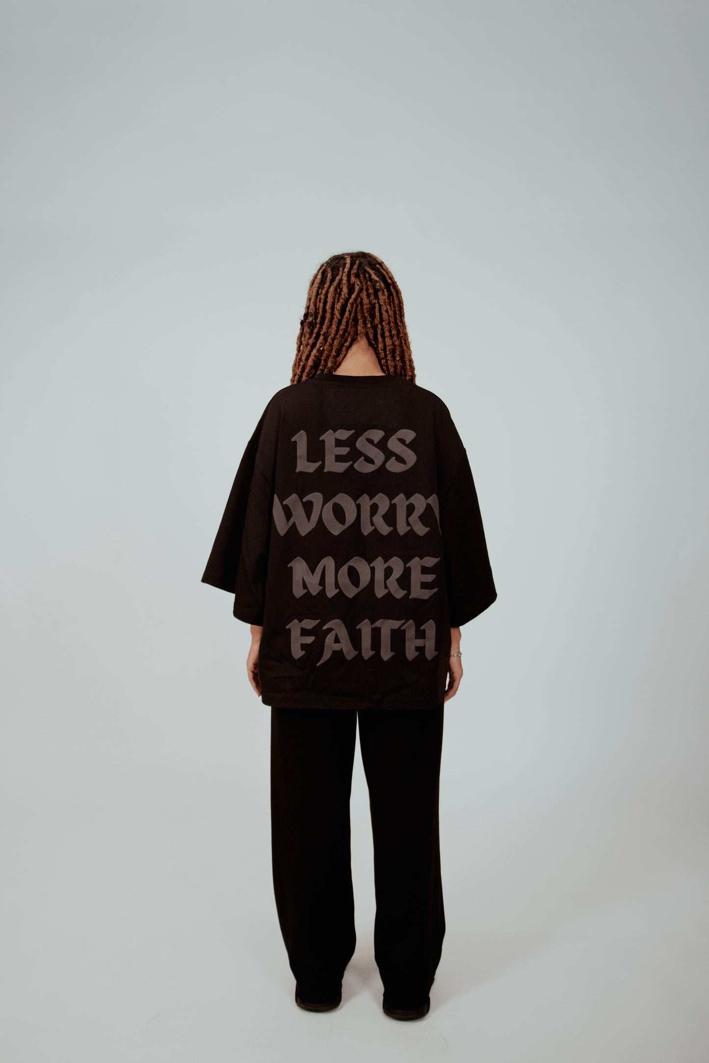 LESS WORRY MORE FAITH 3/4 OVERSIZED BLACK T-SHIRT