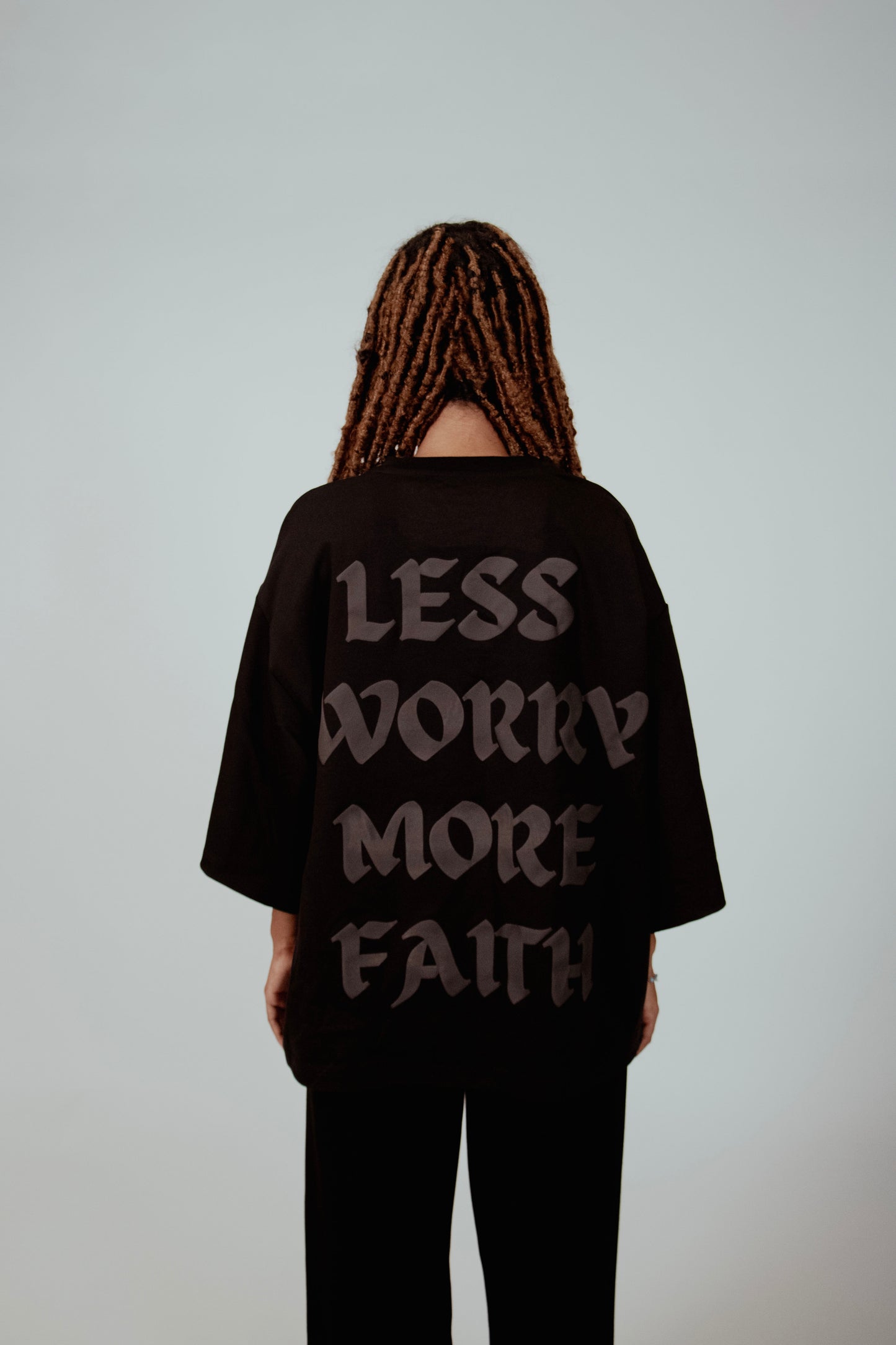 LESS WORRY MORE FAITH 3/4 OVERSIZED BLACK T-SHIRT